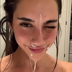 Үлкен жыныс мүшелерін қараңыз Порно командасы Р